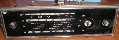 radio z ustredny Tesla AUR 110-120 panel.jpg