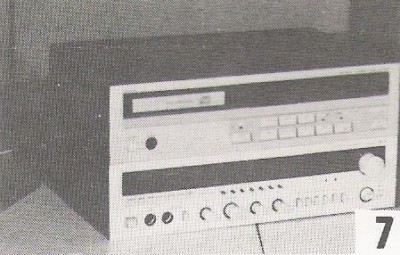 Přehrávač kompaktních desek MC 92.S. Signálová elektronika používá obvody řady SAA 70XX. Přehrávač je řízen dvěma jednočipovými mikropočítači a konstrukčně je přizpůsoben tzv. velké věži TESLA. Kmitočtový rozsah 20 Hz až 20 kHz s kolísáním pod 0,5 dB, zkr